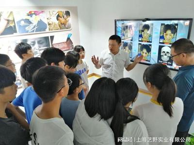趣味性禁毒教育VR體驗(yàn)設(shè)備、VR禁毒基地、多媒體禁毒教育產(chǎn)品配置